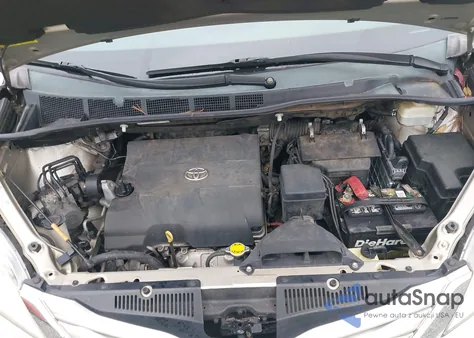 2015 Toyota Sienna Le 8 Passenger из США, поврежденный, VIN 5TDKK3DC1FS582933